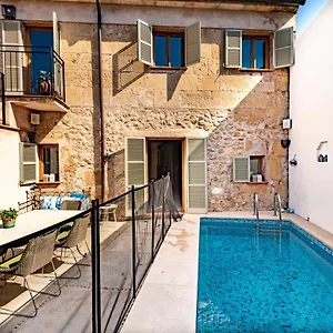Villa Albuqassim A Modern Townhouse In Pollensa, With Heated Pool, Pollenca